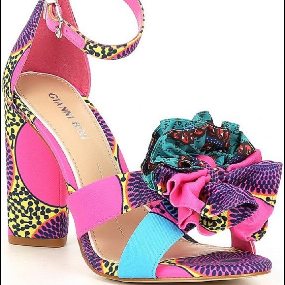 Gianni Bini Rhosie printed flower bom